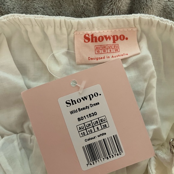 Brand New Showpo Dress - Picture 3 of 3